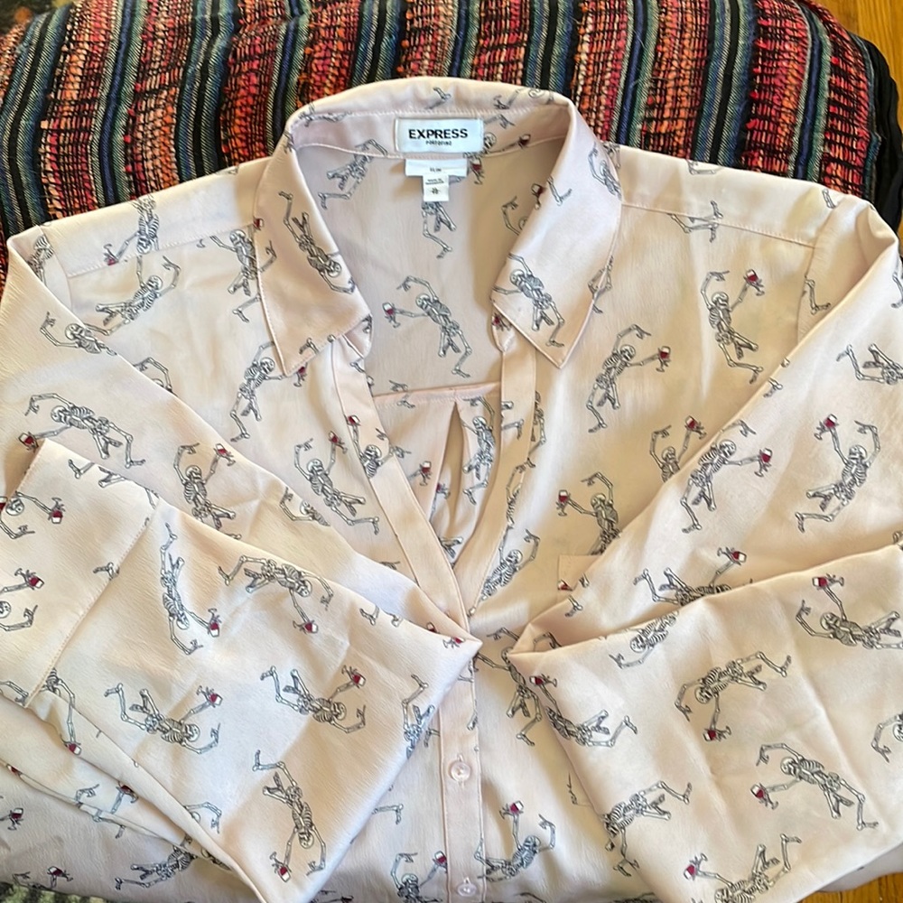 Express Portofino Dancing skeleton blouse